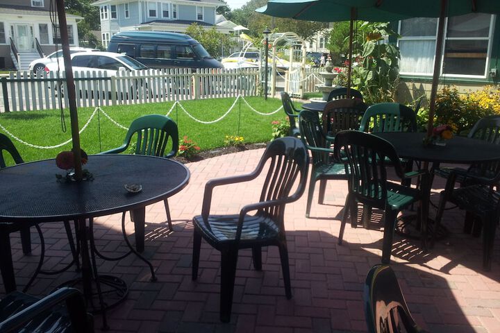 Island Guest House B & B