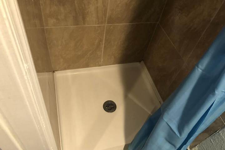 Room 14 of 22
