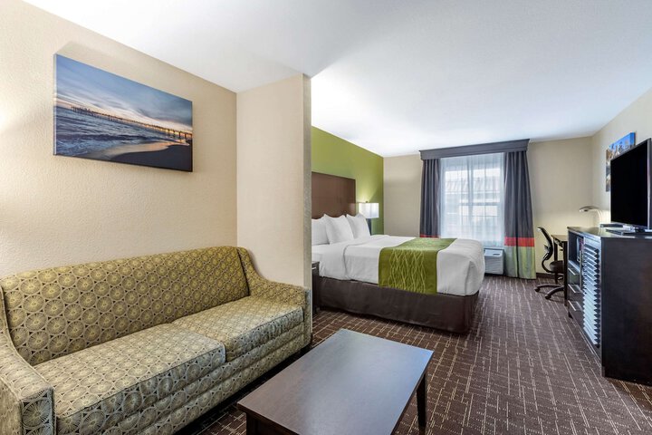 Room 14 of 32