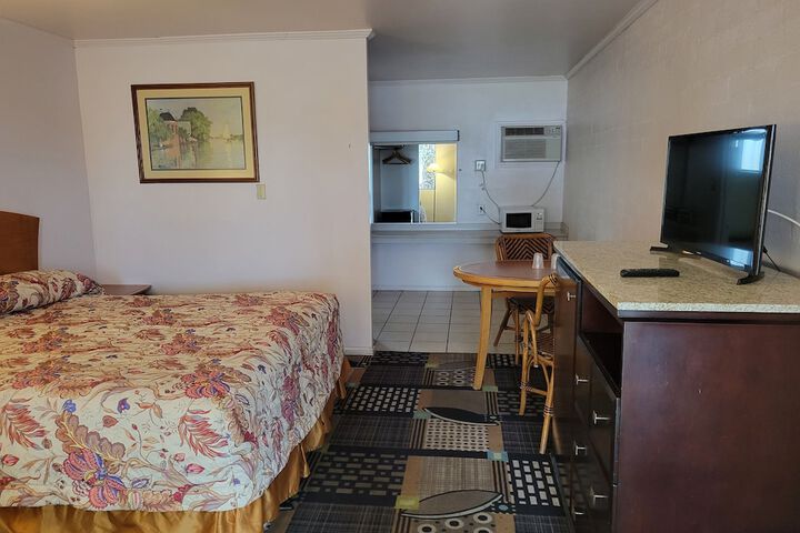 Room 41 of 50