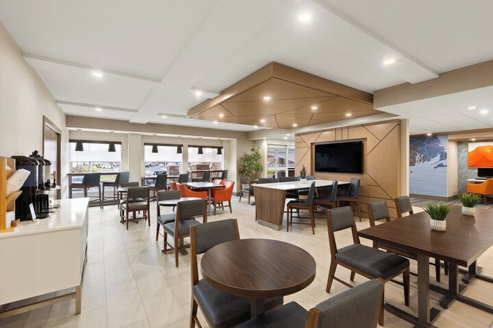 Holiday Inn Express Hotel & Suites Danbury - I-84 by IHG