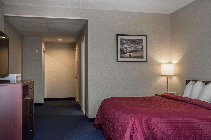 Room 26 of 39