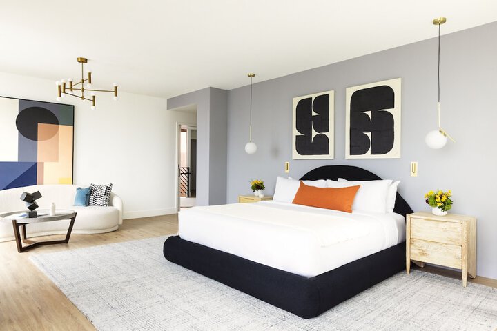 Room 50 of 116