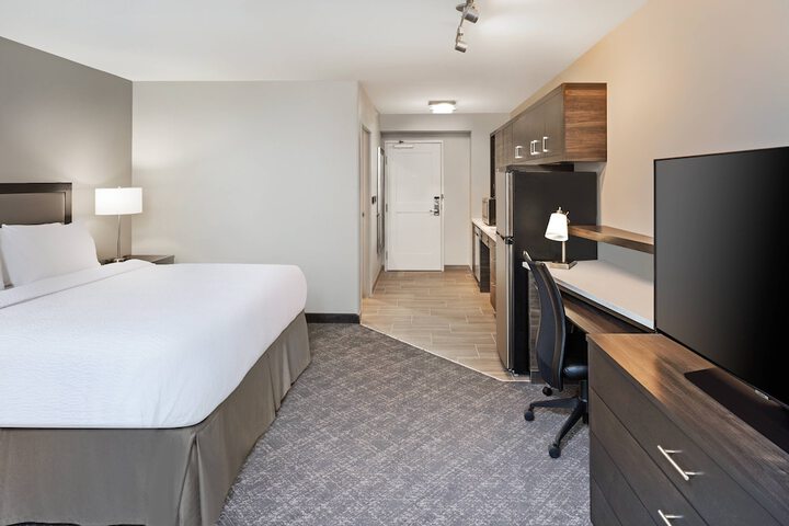 Room 17 of 31