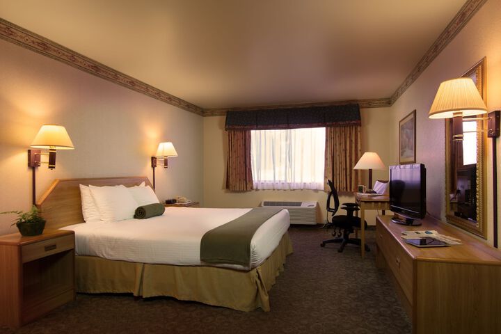 Room 21 of 33