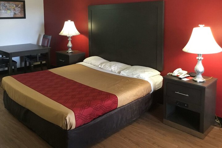 Room 15 of 24