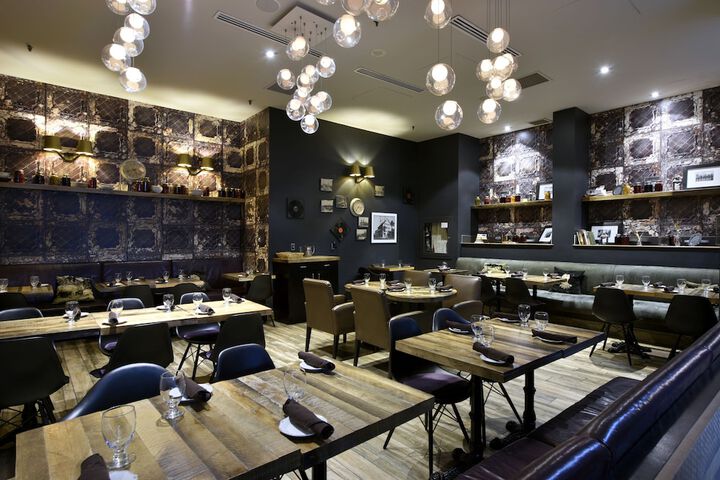 Dining 53 of 67