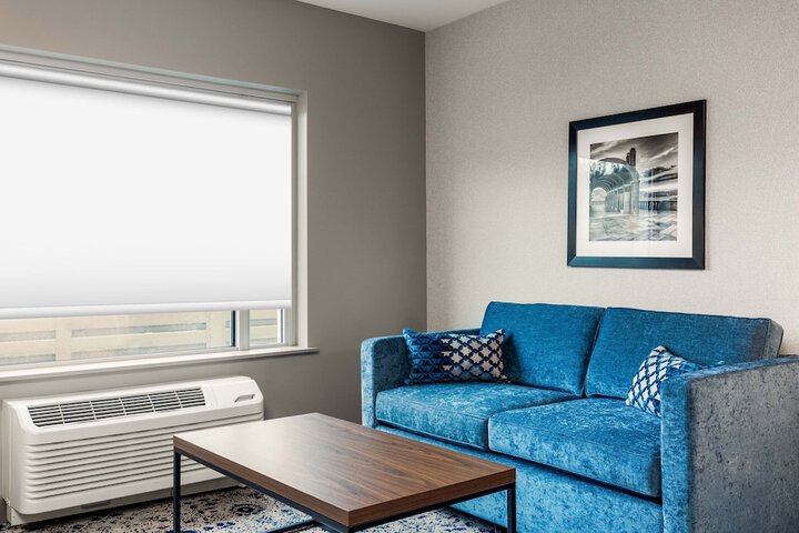 Four Points by Sheraton Kelowna Airport