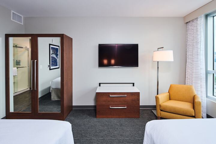 Room 39 of 74
