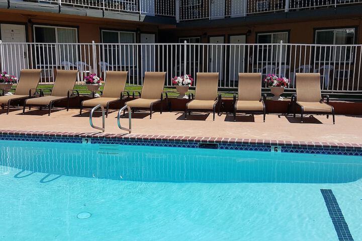 Pool 5 of 32
