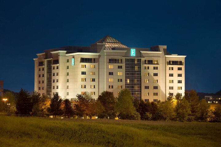 Hotel 4 of 66
