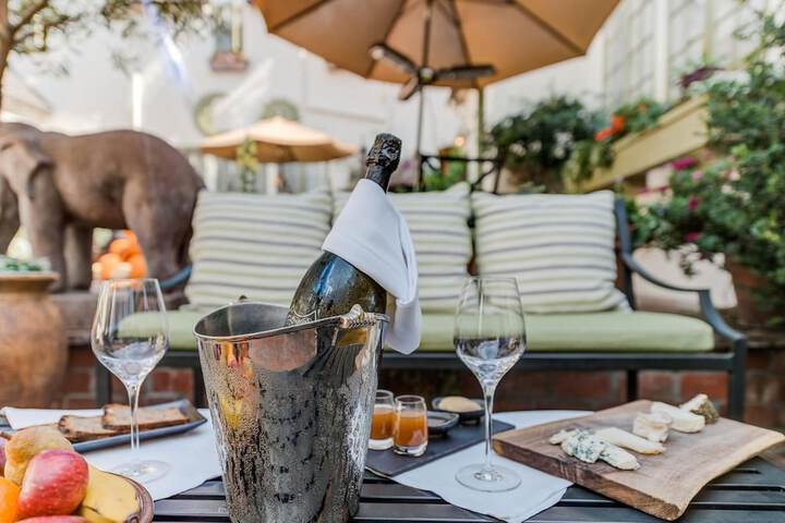 L Auberge Carmel