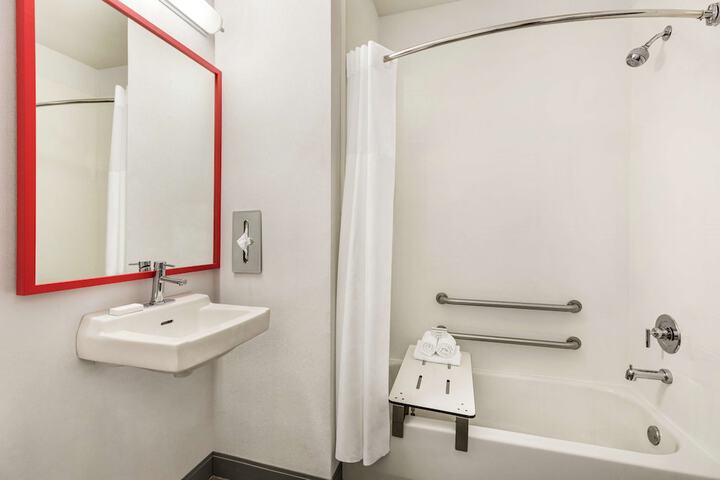 Hampton Inn Kansas City / Blue Springs