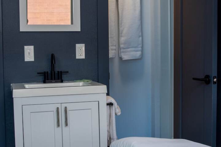 Room 20 of 34