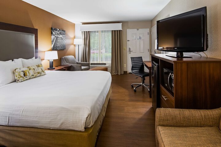 Room 8 of 21