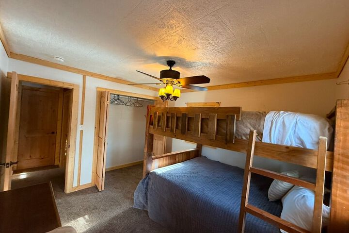 Room 66 of 153