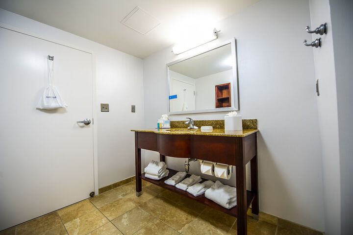 Room 18 of 59