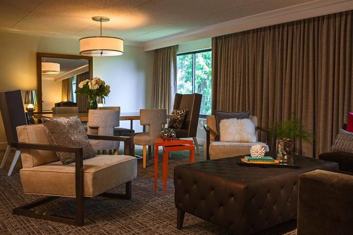 RENAISSANCE WESTCHESTER HOTEL
