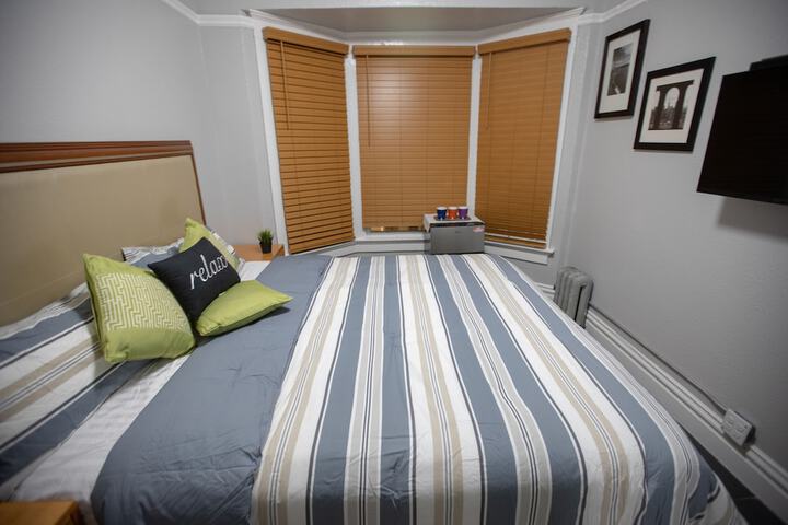 Room 34 of 44