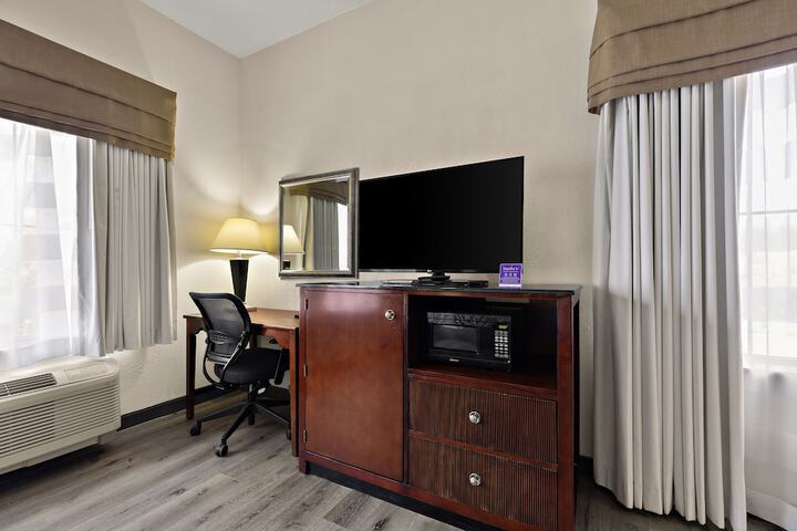 Room 14 of 35