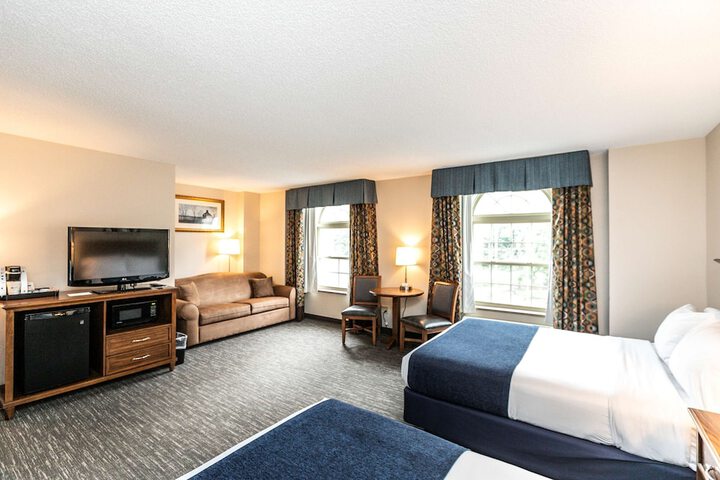 Room 21 of 77