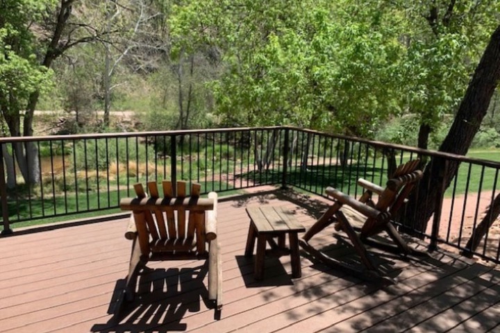 Kohls Ranch Lodge