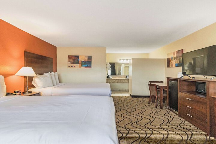 Room 20 of 31