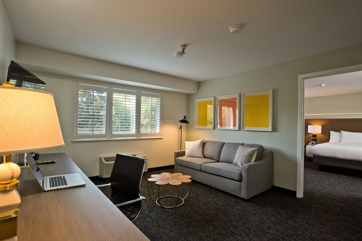 Room 22 of 45