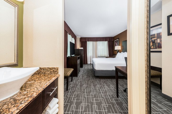 Room 4 of 21