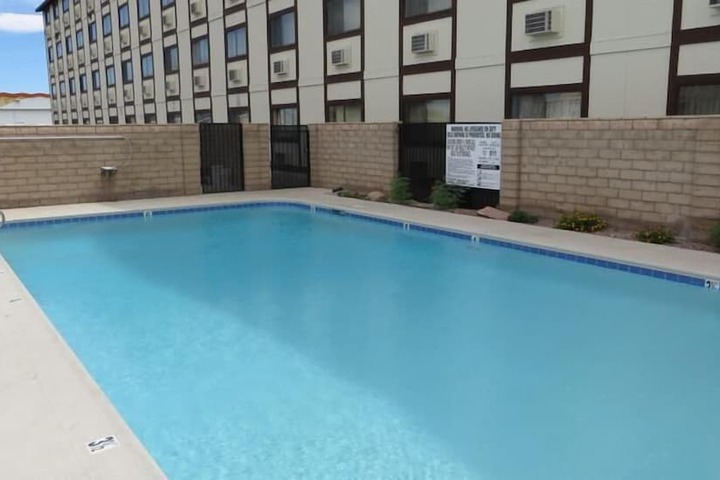Pool 7 of 42