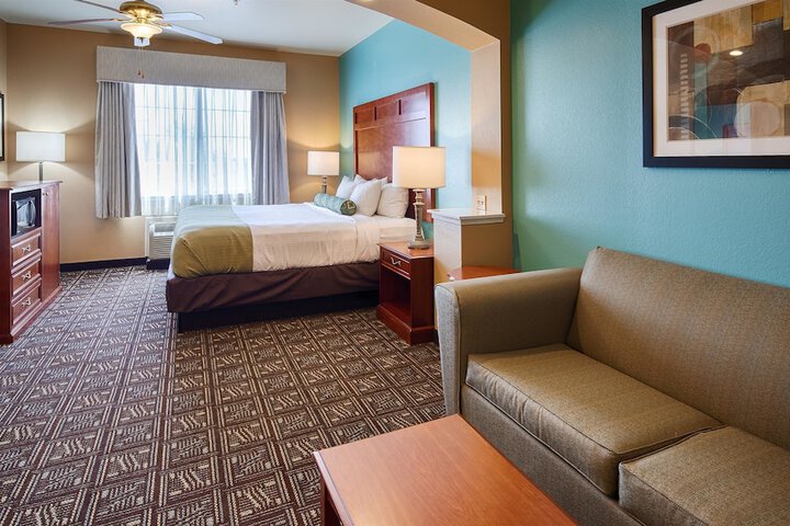 Best Western Plus Monahans Inn & Suites