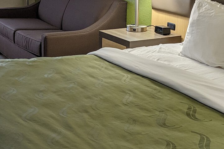 Quality Inn & Suites Delaware South