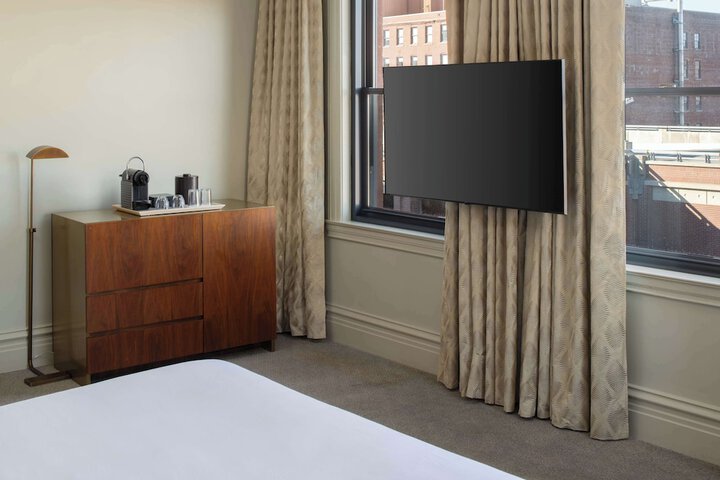 Room 36 of 51