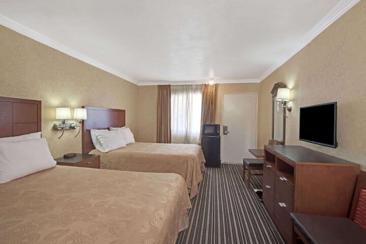 Room 31 of 37