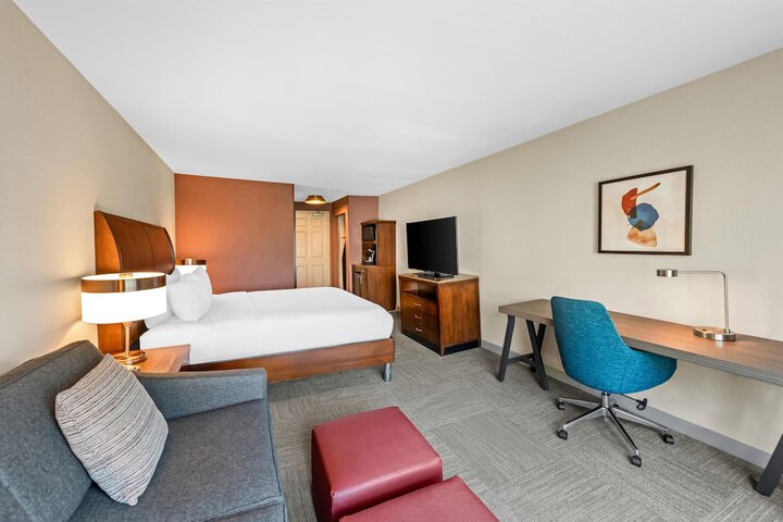 Hilton Garden Inn Overland Park