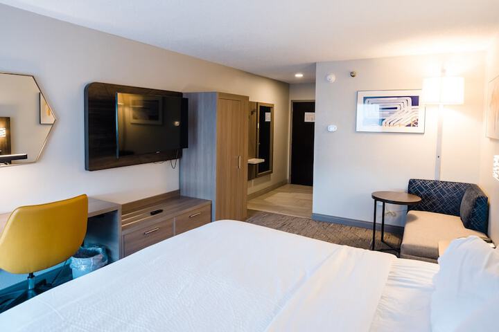 Holiday Inn Express & Suites Knoxville-North-I-75 Exit 112 by IHG