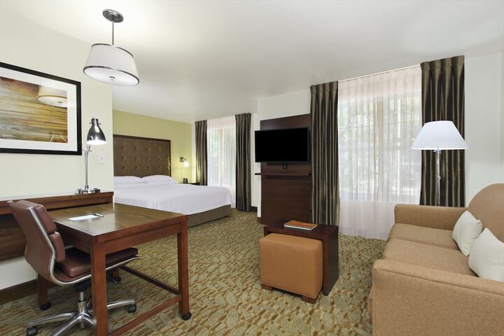 Room 26 of 43