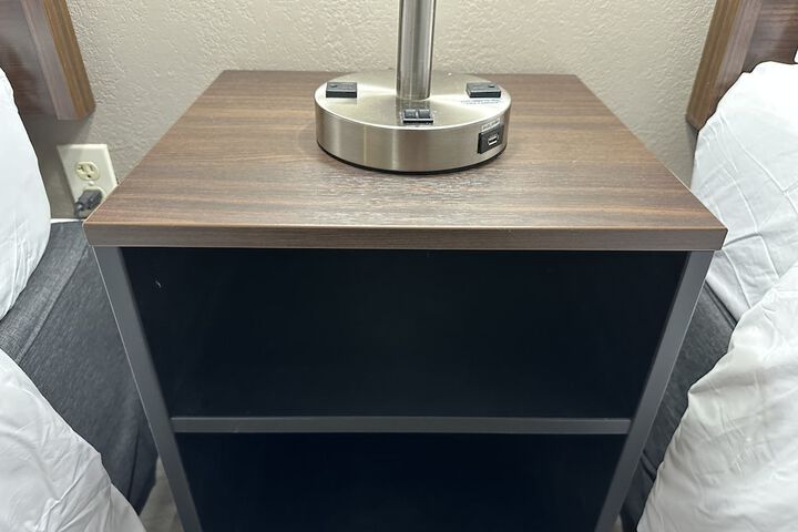 Room 12 of 19