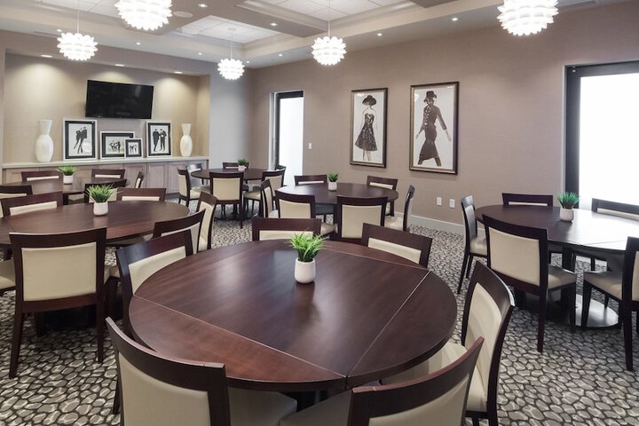 Holiday Inn Hotel & Suites Davenport by IHG