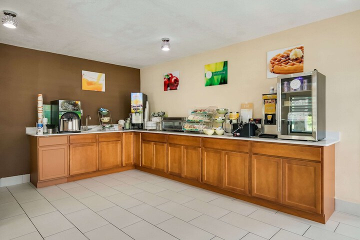 Quality Inn & Suites Mt. Chalet