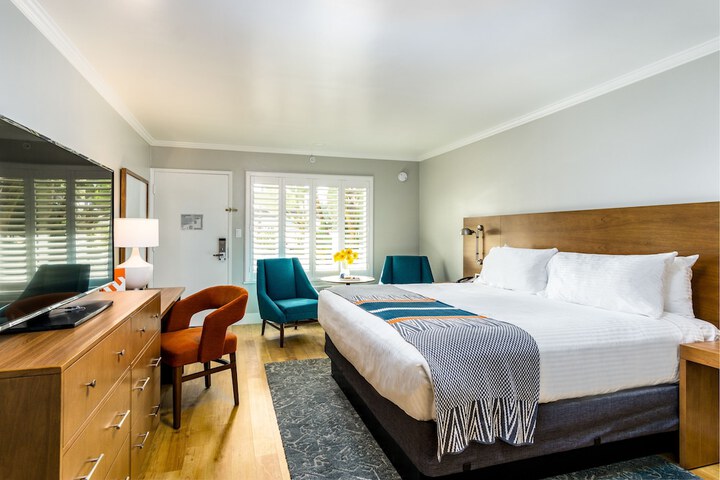 Room 42 of 88