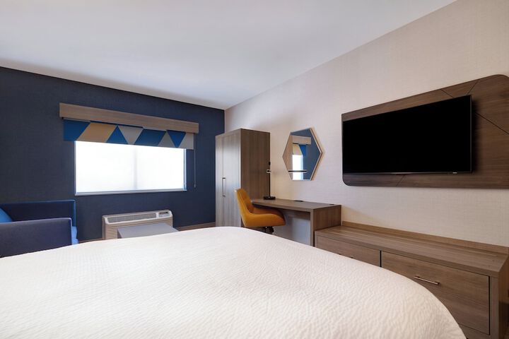 Holiday Inn Express & Suites Moab by IHG
