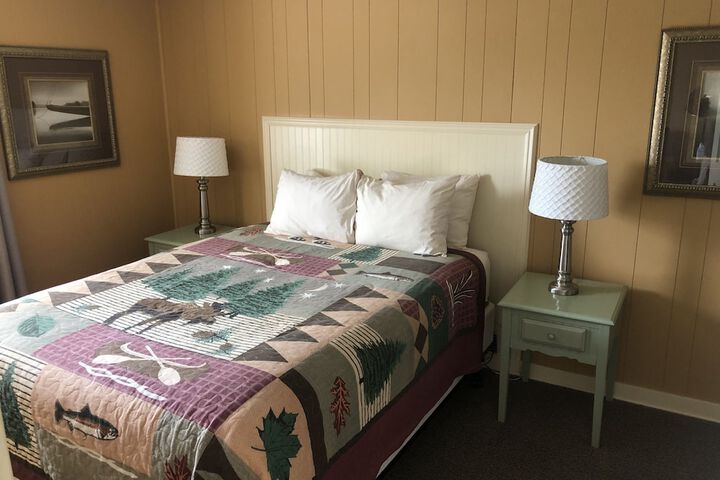 Room 40 of 72
