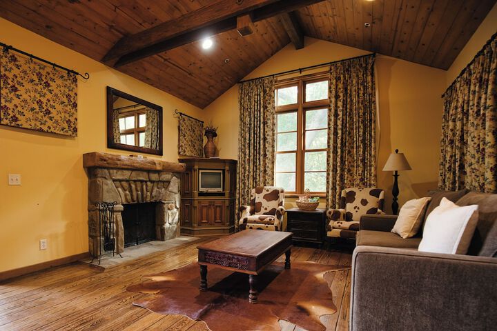 Circle Bar B Guest Ranch