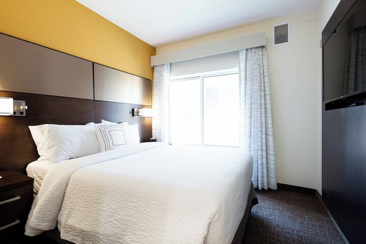 Room 16 of 24