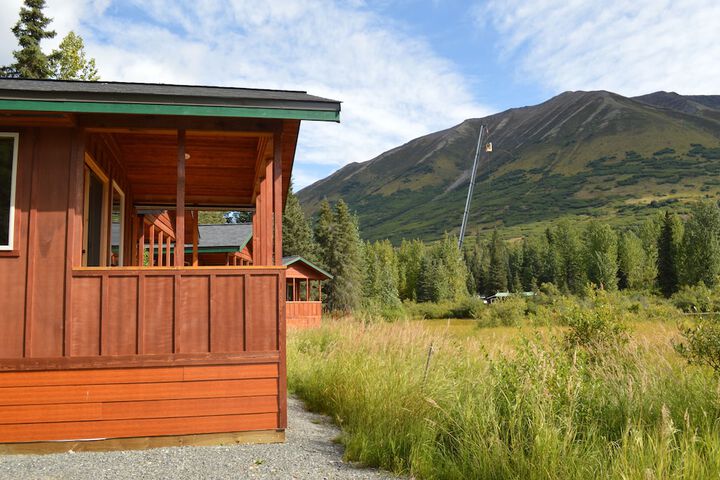 Summit Lake Lodge
