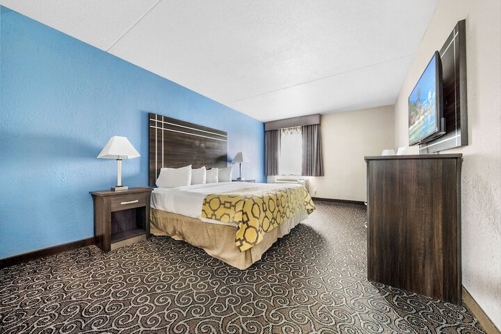 Room 47 of 72