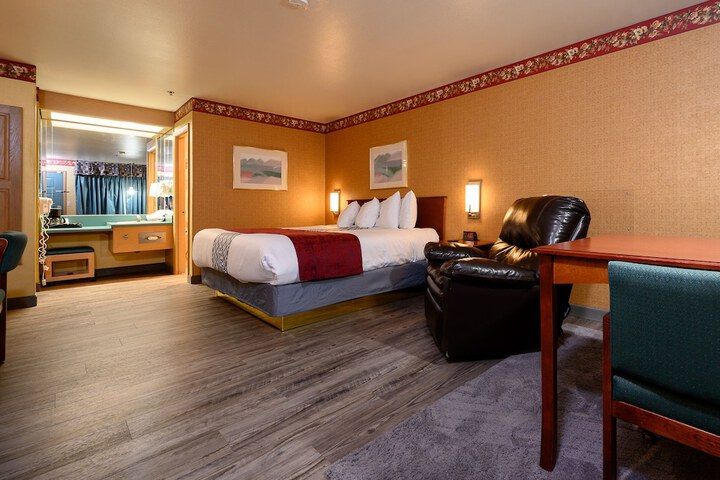 Room 21 of 33