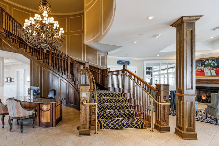 Madison Beach Hotel