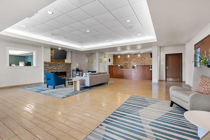 Comfort Inn & Suites Marion I-57